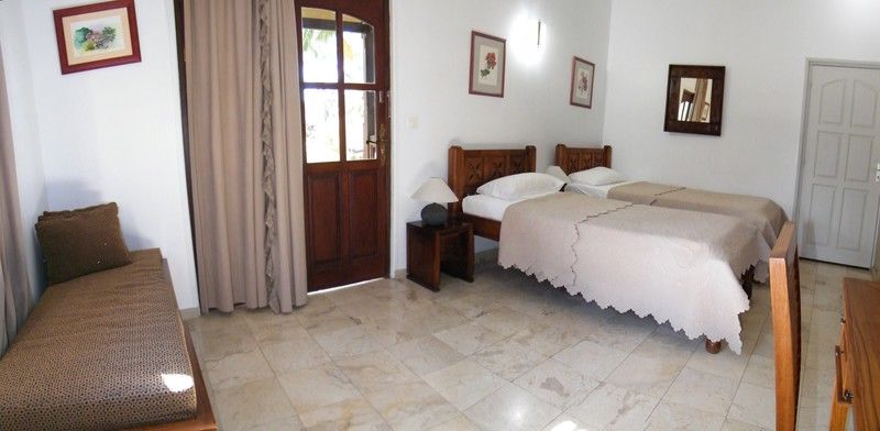 Le Domaine Des Pierres Hotel Saint Pierre Exterior photo